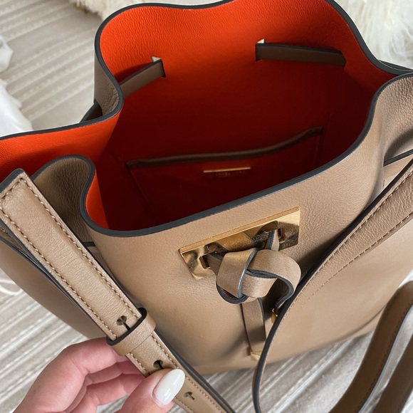 Michael Kors Miranda Bucket Bag - Picture 10 of 10